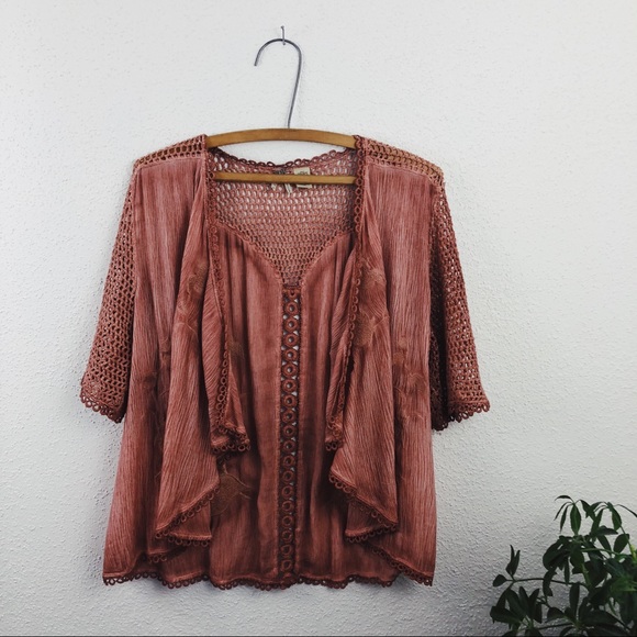 Buckle Sweaters - Buckle Embroidered Crochet Kimono